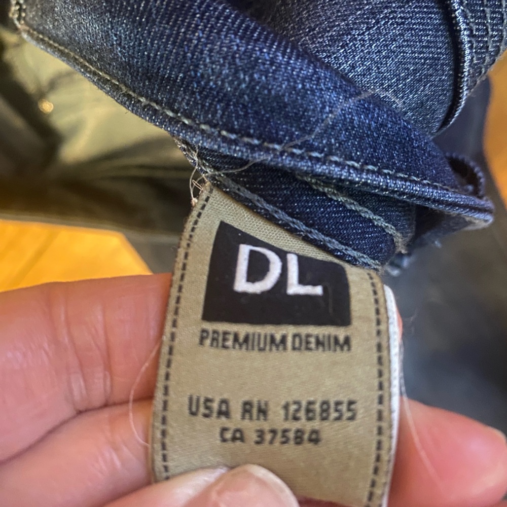 DL1961 EMMA  JEANS color BLOOM - Picture 12 of 14